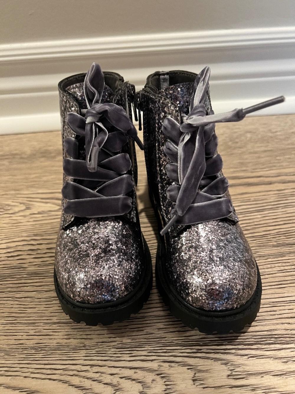 Old Navy Fashion Boots Toddler Size 8